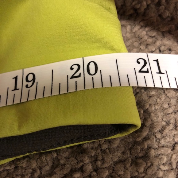 MEC running jacket - never worn, fits like a m/l - Picture 10 of 12